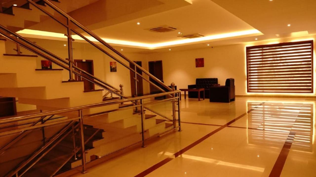 Dass Regency Thrissur Εξωτερικό φωτογραφία